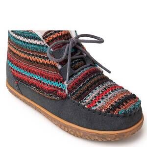 NEW MINNETONKA women's torrey bootie slipper in multi sunset stripe